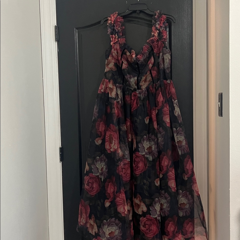 Wedding Guest Dress: Semi Formal Dresses For Curvy Women -